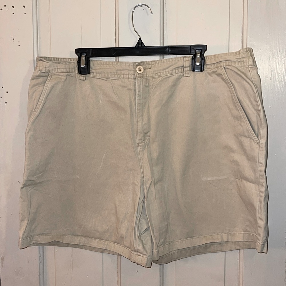 Khaki shorts